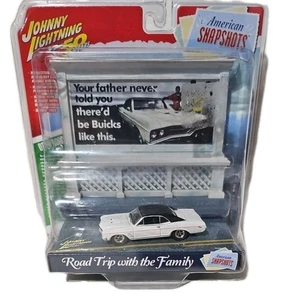 Johnny Lightning 1967 Buick GS 400 American Snapshots 1/64 Road Trip Diorama - Picture 1 of 2