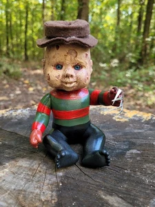 Baby Freddy Krueger aus Nightmare on Elm Street Movie inspirierte Puppe. OOAK! - Bild 1 von 5