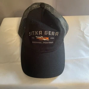 Gorra de camionero Sitka Gear Bozeman MT Logo Snapback malla trasera negra gris Lo Pro - Imagen 1 de 10