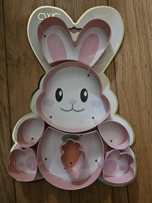 ¡Echa un vistazo a este adorable juego de cortador de galletas CWC! Haz muchos recuerdos con Fam Foto 1 de 2