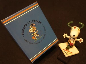 Westland Peanuts on Parade Flower Snoopy Figurine in Original Box! - Picture 1 of 4