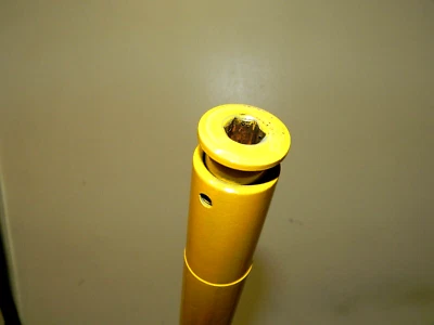 Одна ручка для Lincoln — защелкивающийся домкрат 2 1/2 тонны YA700-93652 — от оригинального производителя - Изображение 1 из 2