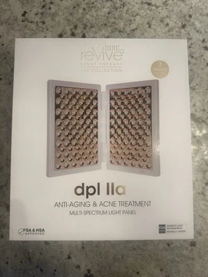 Panel de tratamiento antienvejecimiento y acné dpl IIa reVive Light Therapy Lux Collection Foto 1 de 4