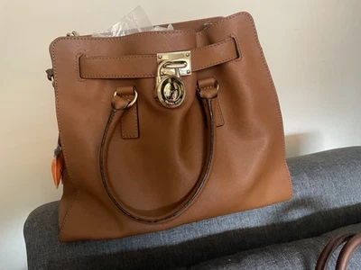 Michael Kors Leather Bag - Image 1 of 4