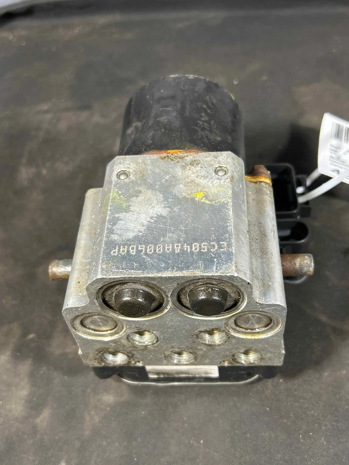 Fits 2003-200 Chevy Avalanche Anti lock Brake Parts OEM:19121924 - Image 1 of 4