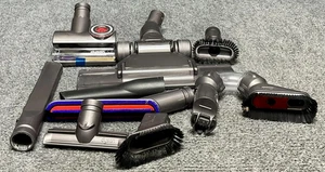 🧹 Dyson Staubsauger Werkzeug Konvolut 9-teilig 🧰 Aufsätze Set - Farbe Grau ⚙️ - Bild 1 von 15