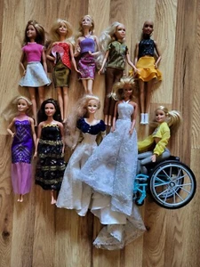 10 Barbie Bambole con Abiti Survivor Wedding National Geographic 1976 2008-15 - Foto 1 di 8