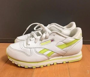 REEBOK CLASSIC LEATHER WHITE LIME VINTAGE KIDS PS SZ 2.5 C = WMNS 4  71-46983 - Picture 1 of 4
