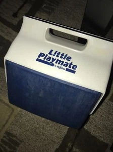 Vintage Little Playmate by Igloo Personal Cooler Blue and White, Made in USA D33 - Picture 1 of 7