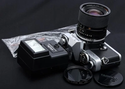 Minolta XD 35mm Film SLR c/w Tamron 35-70/3.5 CF Macro Zoom Lens & Auto 200X Kit - Image 1 of 4