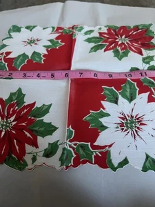 Vintage Xmas Red & White Poinsettias Hankie VGC - Picture 1 of 1