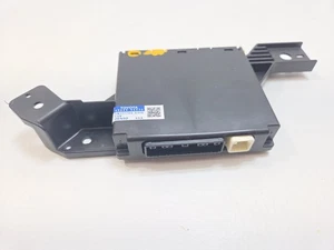 2012-2013 Toyota Camry Hybrid HVAC Temperature Control Module 88650-06530 - Picture 1 of 7
