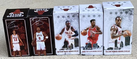 5 Chicago Bulls Bobbleheads Boozer, Noah, Butler, Wade, Rondo Cover
