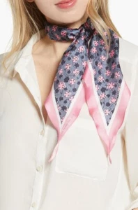 New KATE SPADE NEW YORK Women's Floral 100% Authentic Silk Diamond Scarf Multi - Picture 1 of 7