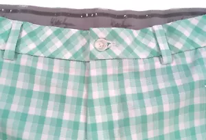 Walter Hagen Perfect 11 Golf Casual Shorts Green Check Plaid Mens 34 x 10 - Picture 1 of 11