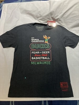 Men’s Milwaukee Bucks T-shirt, 1971 World Champs, Mitchell & Ness! Size XL, NWT! - Image 1 of 4