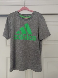 Adidas Boy's Polyester Short Sleeve Logo T-shirt Size 5 (Gray) - Picture 1 of 4