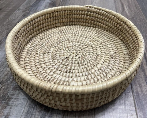 Beautiful Round Sweetgrass Coiled Basket 10" Cover