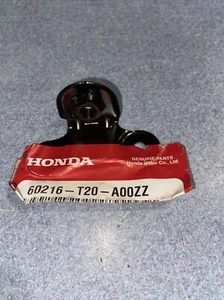 2022 - 2024 HONDA CIVIC FRONT RIGHT SIDE FENDER MOUNT BRACKET OEM - Picture 1 of 4
