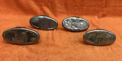 LOTE de 4 ABRAZADERA DE PARACHOQUES FORD MODELO A soporte de perno montaje pieza de camión de coche antiguo Foto 1 de 4