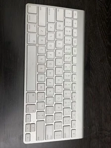 Apple Magic Keyboard A1314 BlueTooth Wireless - Picture 1 of 5