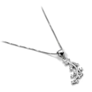 Collana con Ciondolo Foglia in Argento 925 e Zirconia Bianca - Foto 1 di 4