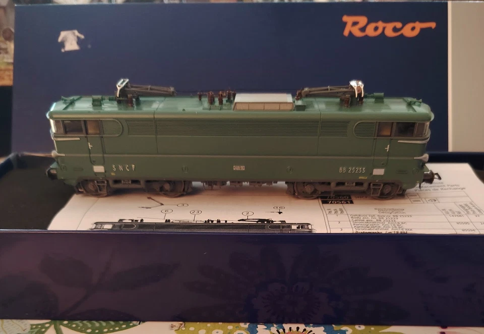 Locomotive électrique BB 25233, livrée d’origine, sound, Ep.IV  - Photo 1/4