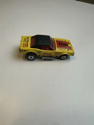 Vintage 1975 Matchbox: Superfast Toyman Dodge Challenger No. 1 Yellow - Image 1 of 4