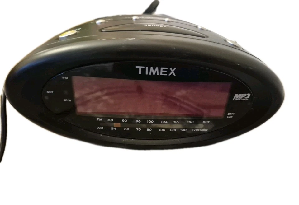 Timex T1201 Nature Sounds Clock Radio MP3 Line-IN Blk Red LED Auto DST Time Set - Image 1 of 4