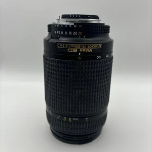 Nikon ED AF NIKKOR 70-300 1:4-5.6 D - Imagen 1 de 6
