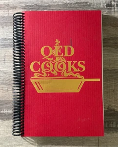 #X QED Cooks: Men Who Cook Many Italian Recipes WQED Pittsburgh PA Cookbook - Picture 1 of 8