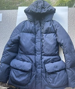Chaqueta de plumón Uniqlo + J (mínimo 90 % de plumón) azul marino talla pequeña - Imagen 1 de 8