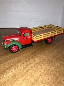 1941 Chevy Flatbed Truck Maßstab 1:32 Druckguss Sammlerstück 8-1/8 Zoll lang - Bild 1 von 18