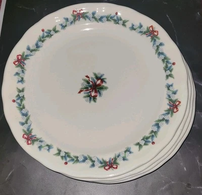 Juego de 4 platos de cena de Navidad de vacaciones con borde festoneado Pfaltzgraff CINTAS ROJAS Foto 1 de 4