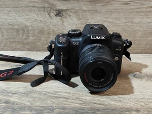 Panasonic LUMIX DMC-G2 12.1MP Mirrorless & G Vario 14-42mm F3.5-5.6 Lens #17 - Picture 1 of 17