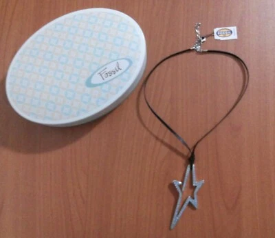 FOSSIL COLLANA CIONDOLO STELLA ACCIAIO SVAROWSKI CELESTE CORDINO PELLE NERO NEW - Immagine 1 di 3