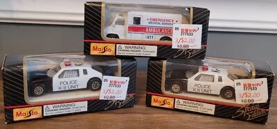 Lot of 2 Police K-9 Unit Buick Lesabre & Ambulance Maisto Special Edition 1/64  - Image 1 of 4