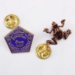 Schokoladenfrosch (Harry Potter) Emaille Pin Set 2er-Pack - Bild 1 von 10