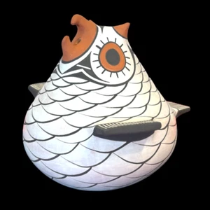 Zuni Pottery Owl Effigy Pot by Anderson Jamie Peynetsa - Picture 1 of 10