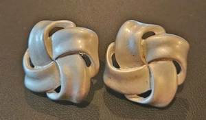 Classic NAPIER Celtic Swirl Clip On Earrings Signed - Picture 1 of 3