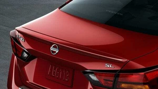 Alerón pintado estilo fábrica - Se adapta al Nissan Altima 2019 2020 2021 2022  Foto 1 de 1