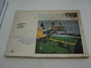John Deere Weekend Freedom Machines trattorini prato e giardino 1970 57 70 112 120 - Foto 1 di 8