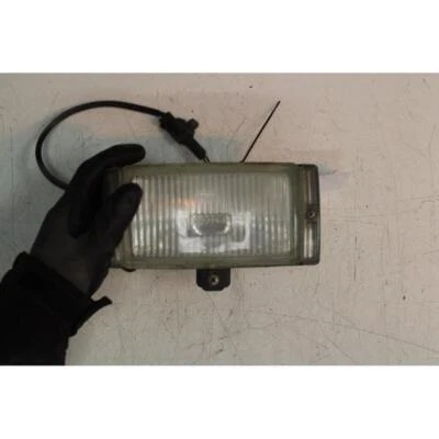 FOG LAMP LH FOR ISUZU FURGONE NPR-NKR-NQR (05-08) (08) 5.2 TD (140KW) 2005 - Image 1 of 4