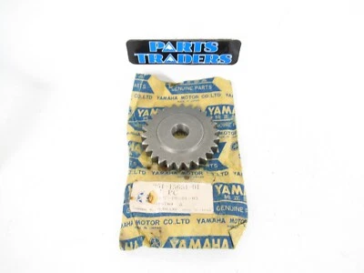NOS Yamaha Kick Idle Gear AT1 CS5 CT1 DT100 HT1 LT2 MX100 RD200 RS100 - Image 1 of 2