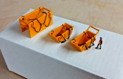 3D Trench, Bedding, Yard Box Set Metal Lift Sling Authentic Liebherr Yellow 1/87 - Image 1 of 4