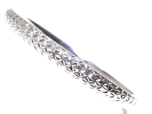 Brazalete Único Plata 0,925 Oro Blanco Sumergido Diamante Corte Estilo 8,3 g - Imagen 1 de 4