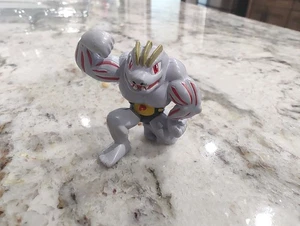 MACHOKE Mini Figura Pokemon TOMY Figura Vintage Nintendo Casi Nuevo JC - Imagen 1 de 3