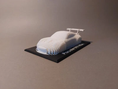 Modellino Auto Layer 3D ispirato alla Porsche 911 RSR Bianco con piatto nero - Immagine 1 di 3