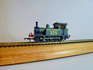 HATTONS H4-P-004 SECR P CLASE 0-6-0T Nº325 SOUTHERN MAUNSELL VERDE - LISTO PARA DCC - Imagen 1 de 4