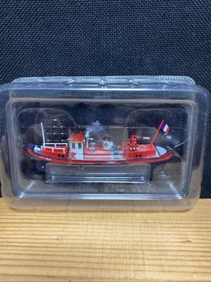 1/130 BATEAU POMPE LTN GILLET SDIS 78 BOAT SHIP - DEL PRADO FIRE ENGINE MODEL - Image 1 of 4